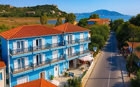 Blue Lake Holiday Homes - Keri Summer Escape